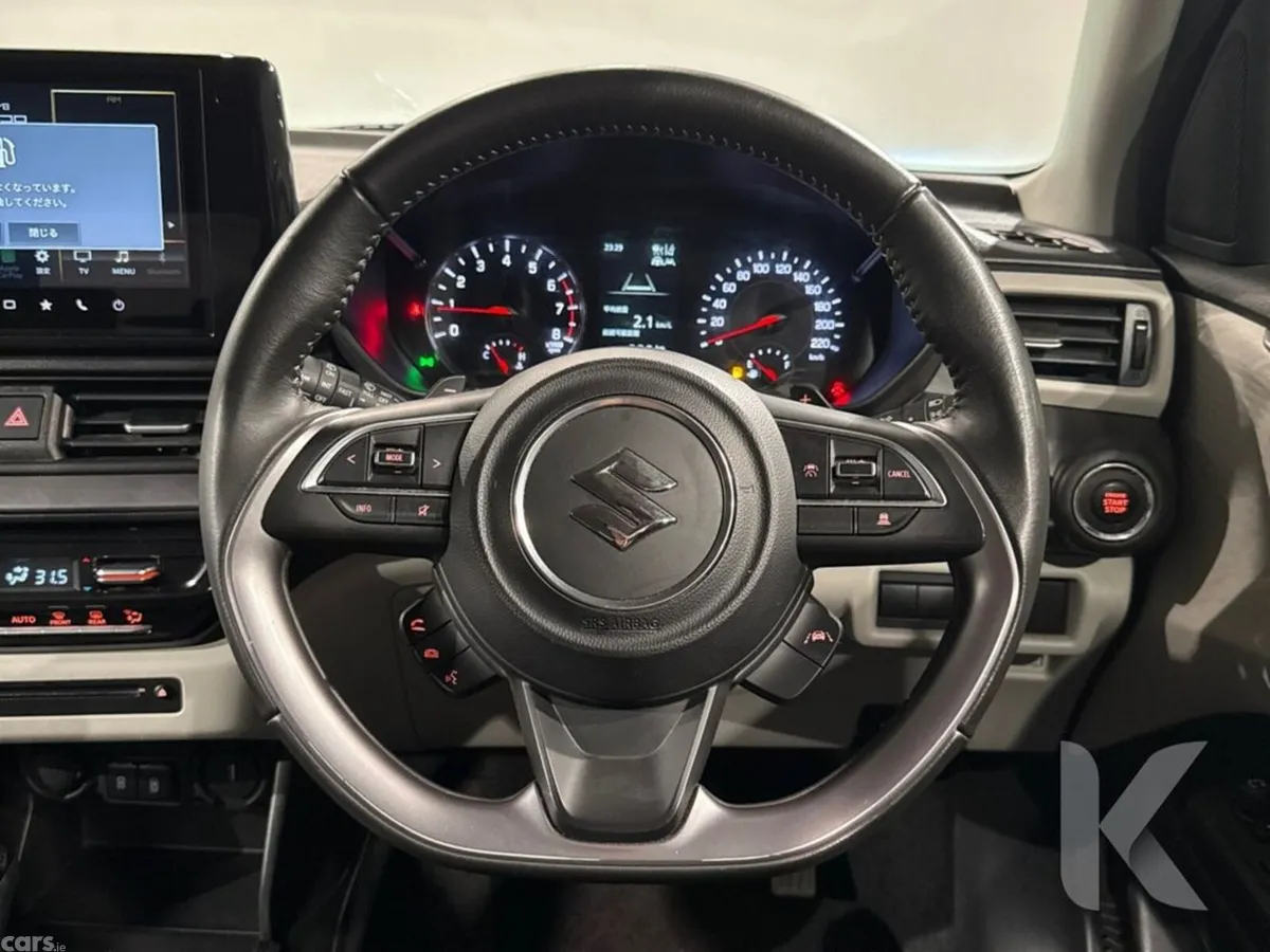 Suzuki Swift Hatchback, Petrol Hybrid, 2025, Silver