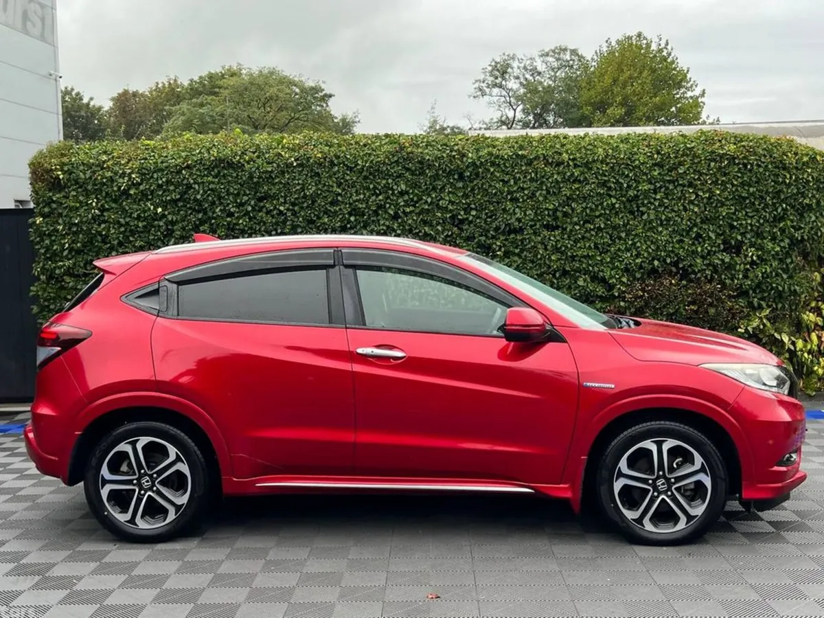 Honda Vezel SUV, Petrol Hybrid, 2017, Red