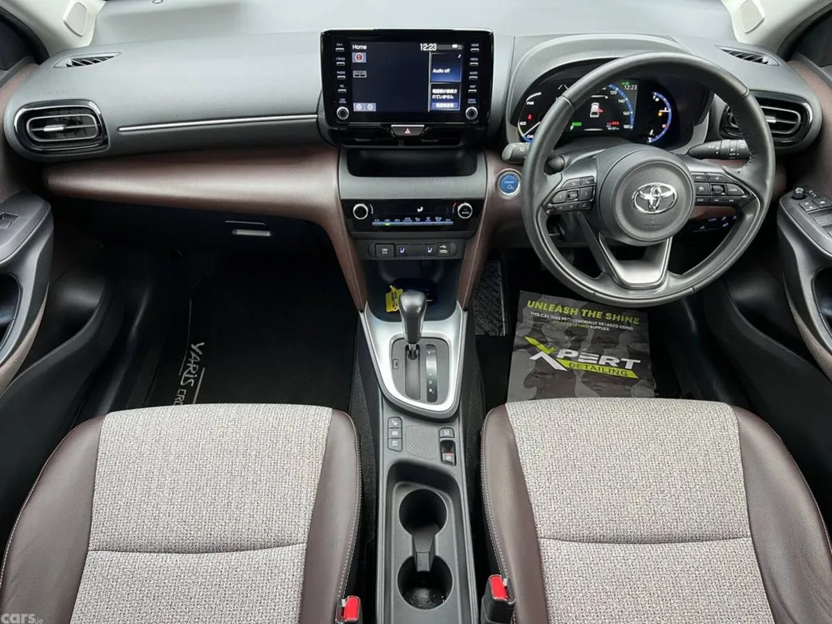 Toyota Yaris Cross SUV, Petrol Hybrid, 2021, Red