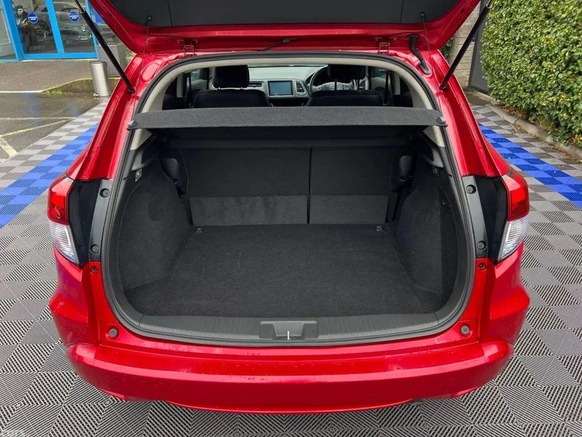 Honda Vezel SUV, Petrol Hybrid, 2017, Red