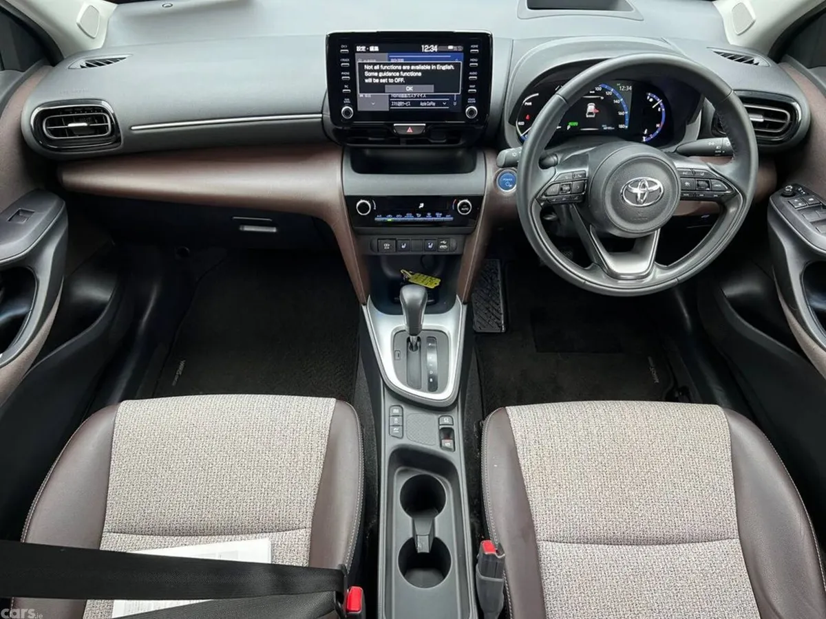 Toyota Yaris Cross SUV, Petrol Hybrid, 2021, White