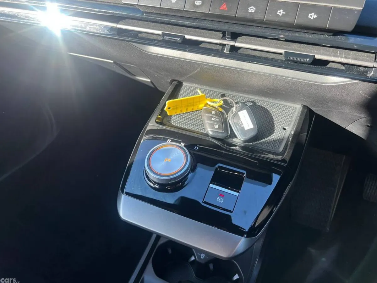 MG 4 Hatchback, Electric, 2023, Black