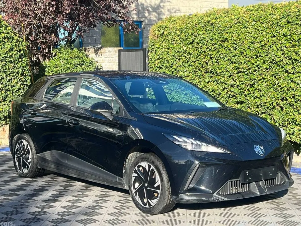 MG 4 Hatchback, Electric, 2023, Black