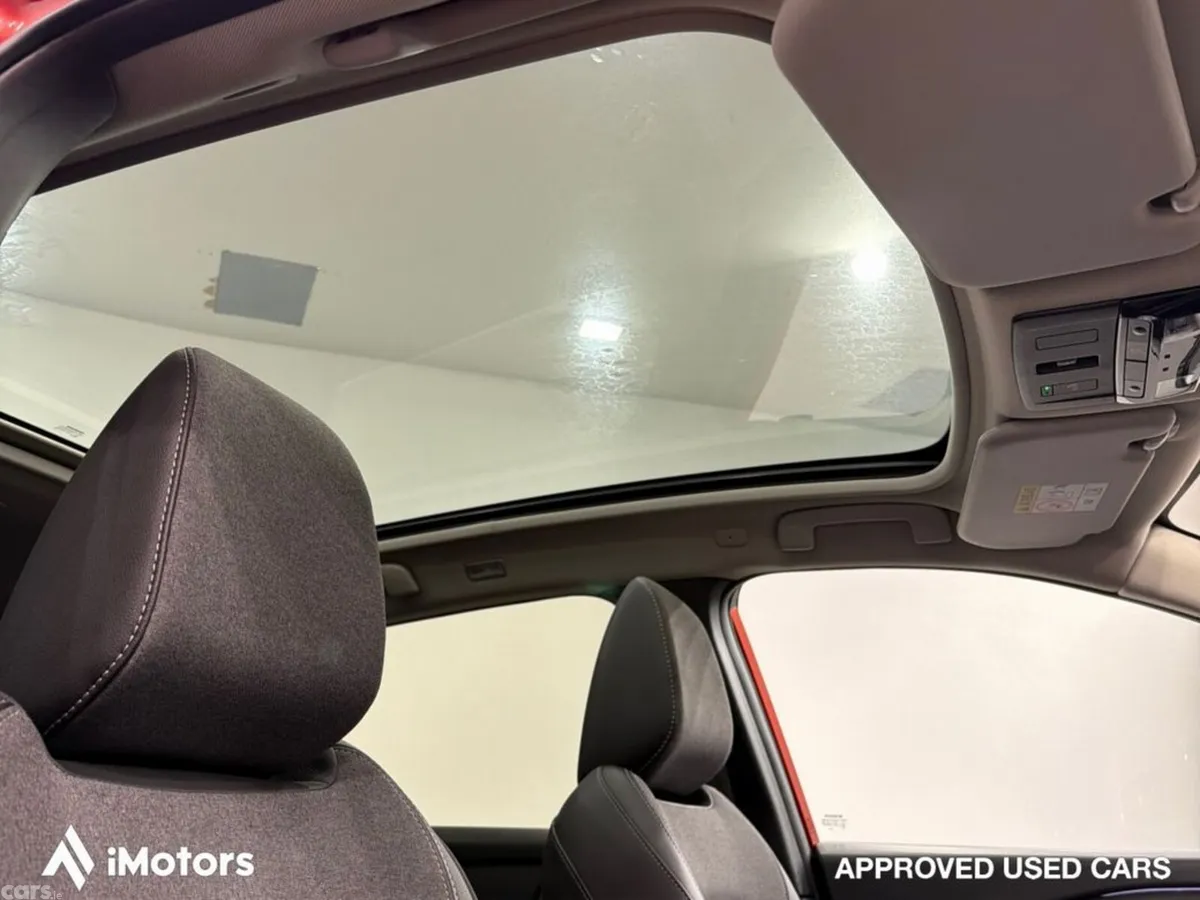 Nissan Qashqai SUV, Petrol Hybrid, 2026, Red