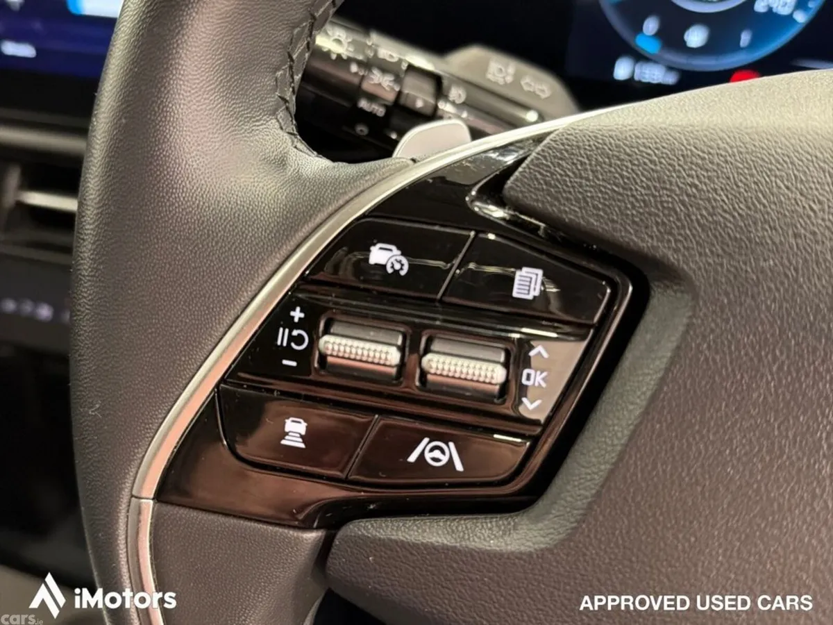 Kia Niro SUV, Petrol Plug-in Hybrid, 2024, Grey