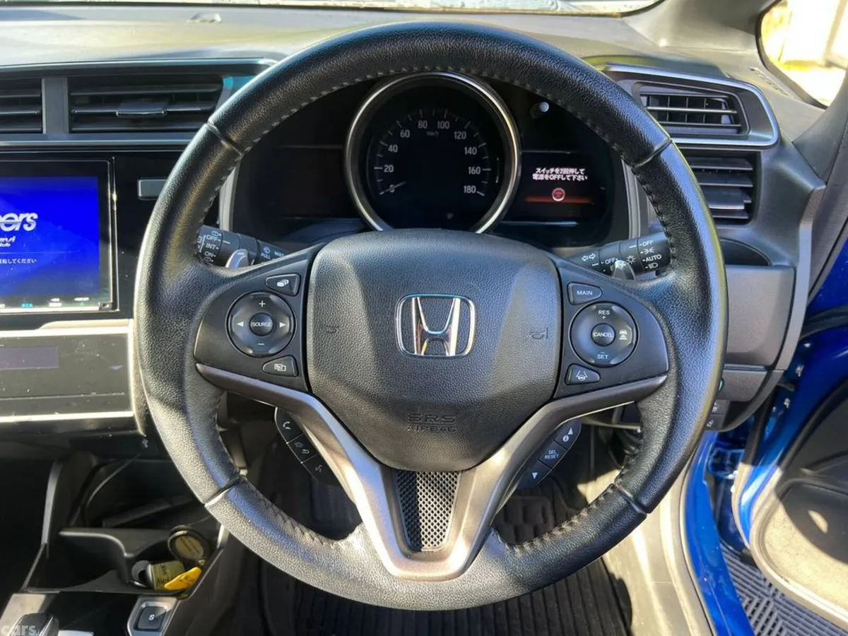 Honda Fit Hatchback, Petrol Hybrid, 2018, Blue