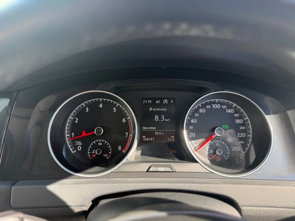 Volkswagen Golf Estate, Petrol, 2018, Silver