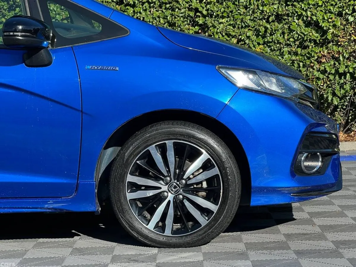 Honda Fit Hatchback, Petrol Hybrid, 2018, Blue