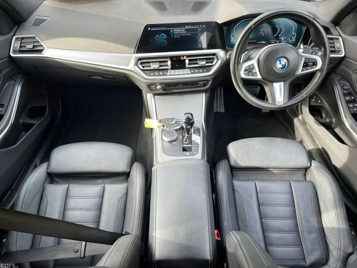 BMW 3-Series Estate, Petrol Plug-in Hybrid, 2022, Grey