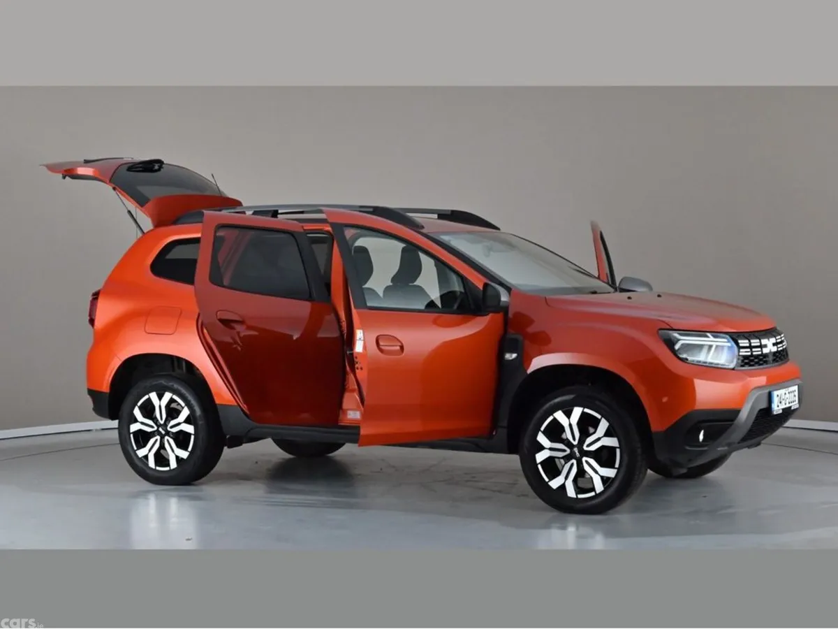 Dacia Duster SUV, Petrol, 2024, Orange