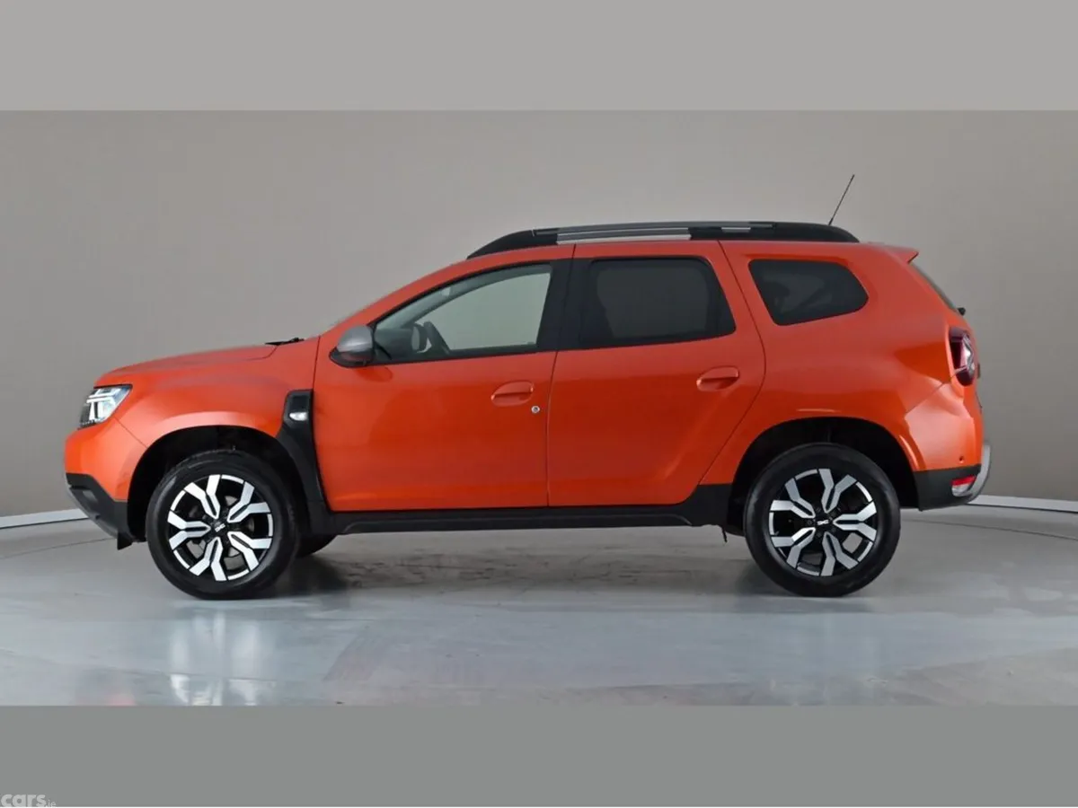 Dacia Duster SUV, Petrol, 2024, Orange