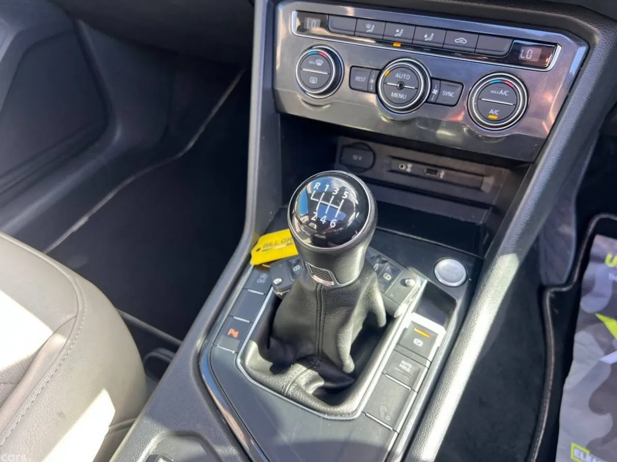 Volkswagen Tiguan SUV, Diesel, 2017, Grey