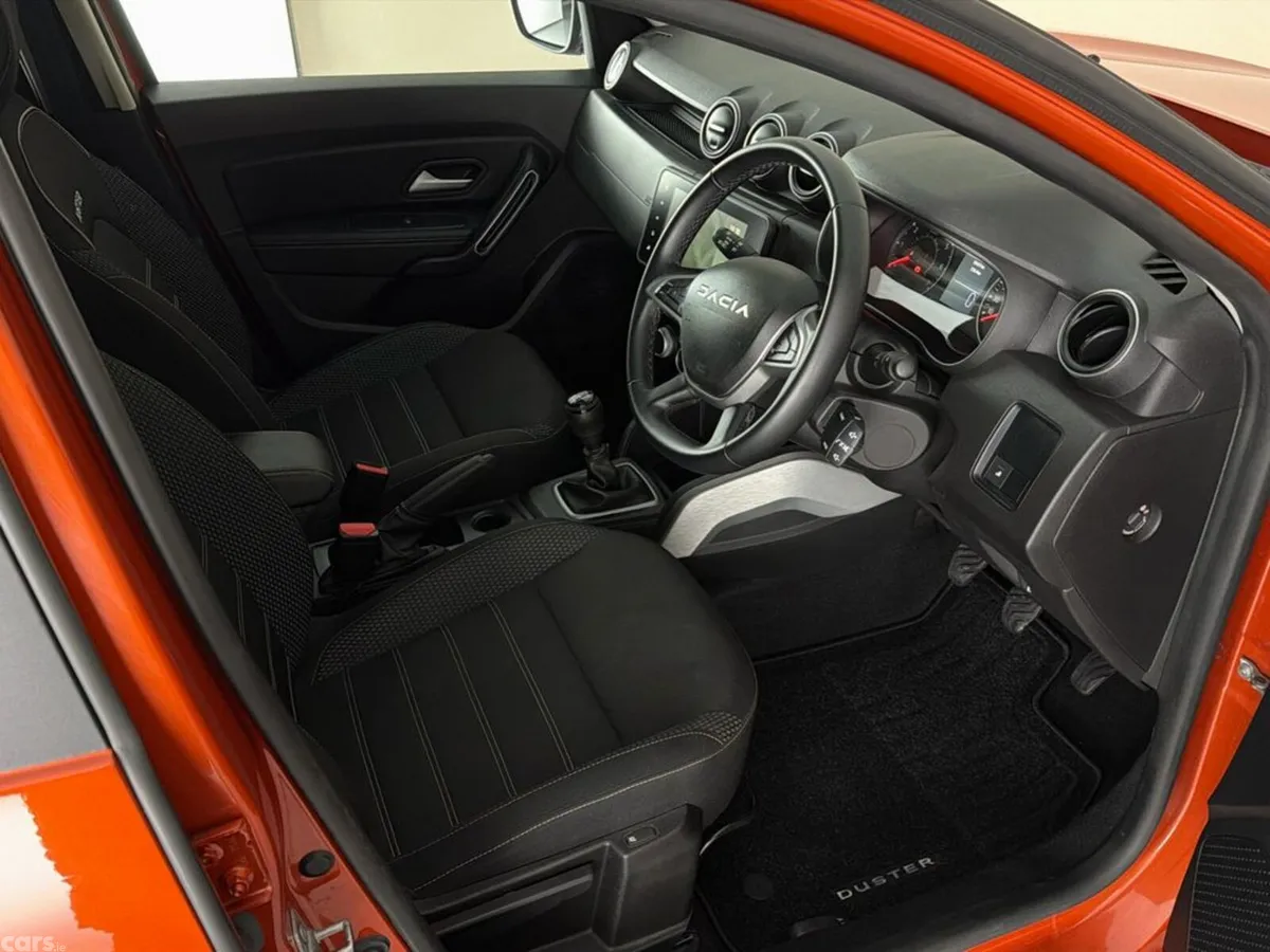 Dacia Duster SUV, Petrol, 2024, Orange