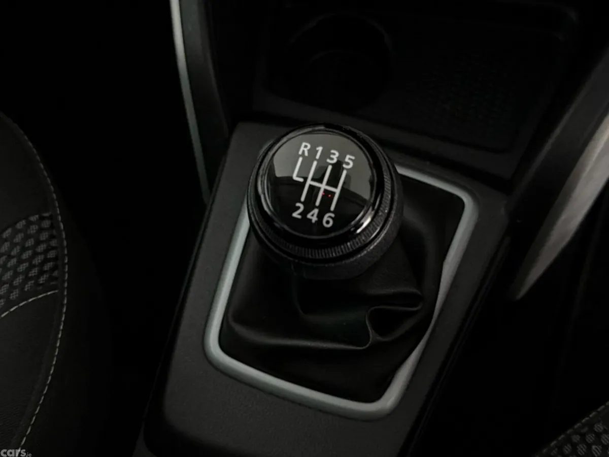 Dacia Duster SUV, Petrol, 2024, Orange