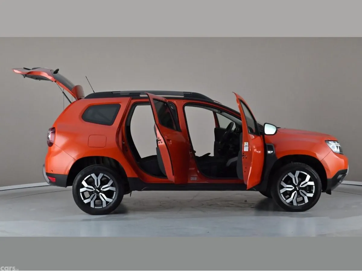 Dacia Duster SUV, Petrol, 2024, Orange