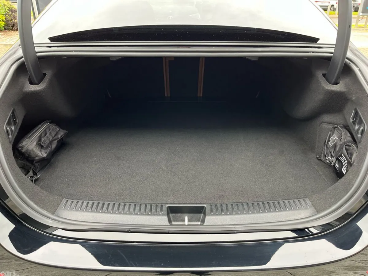 Mercedes-Benz E-Class Saloon, Petrol Plug-in Hybrid, 2026, Black