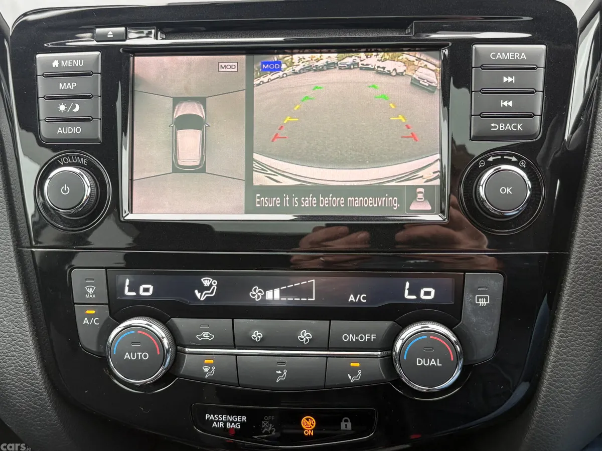 Nissan Qashqai MPV, Petrol, 2019, Grey