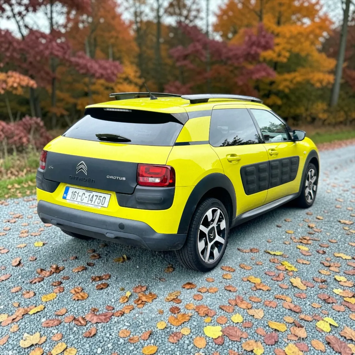 Citroen C4 Cactus Hatchback, Petrol, 2016, Yellow