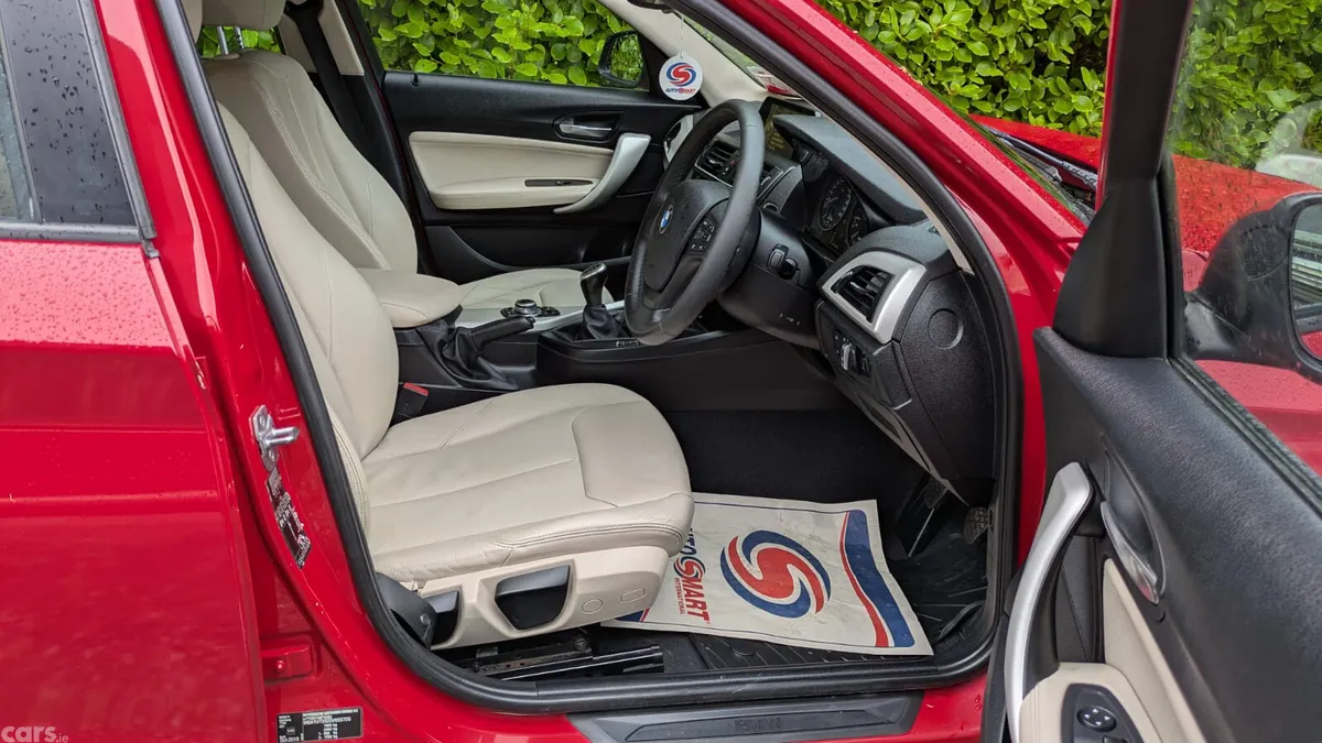 BMW 1-Series Hatchback, Diesel, 2016, Red
