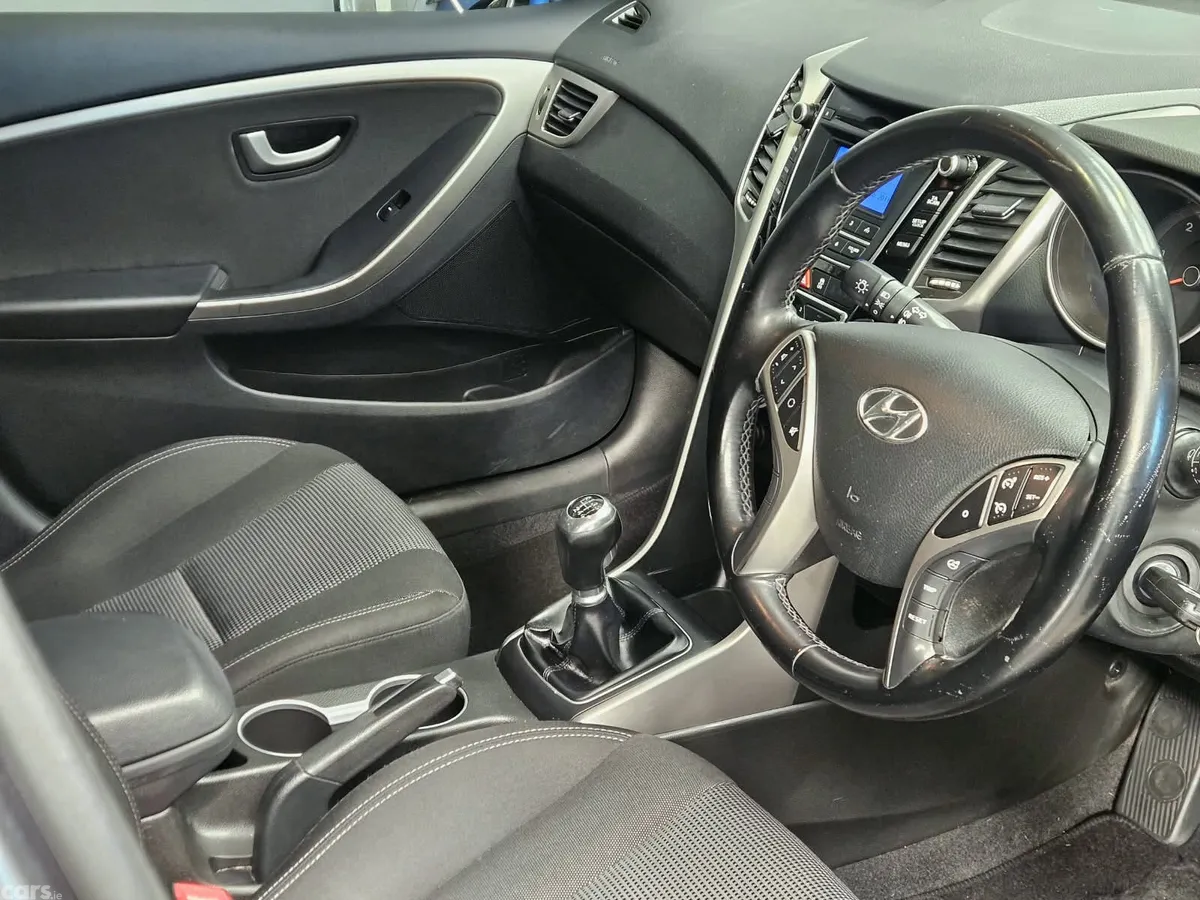 Hyundai i30 Hatchback, Diesel, 2015, Grey