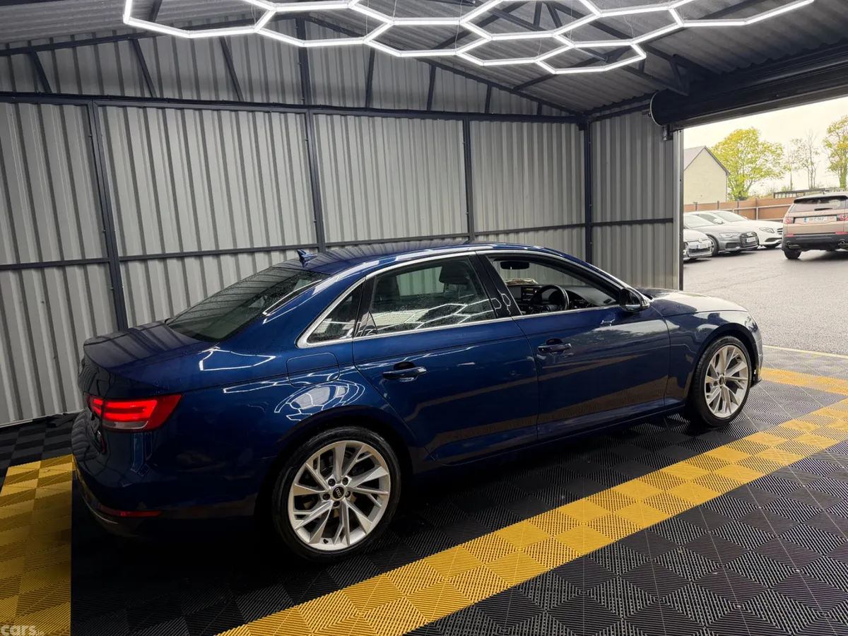 Audi A4 Saloon, Diesel, 2018, Blue
