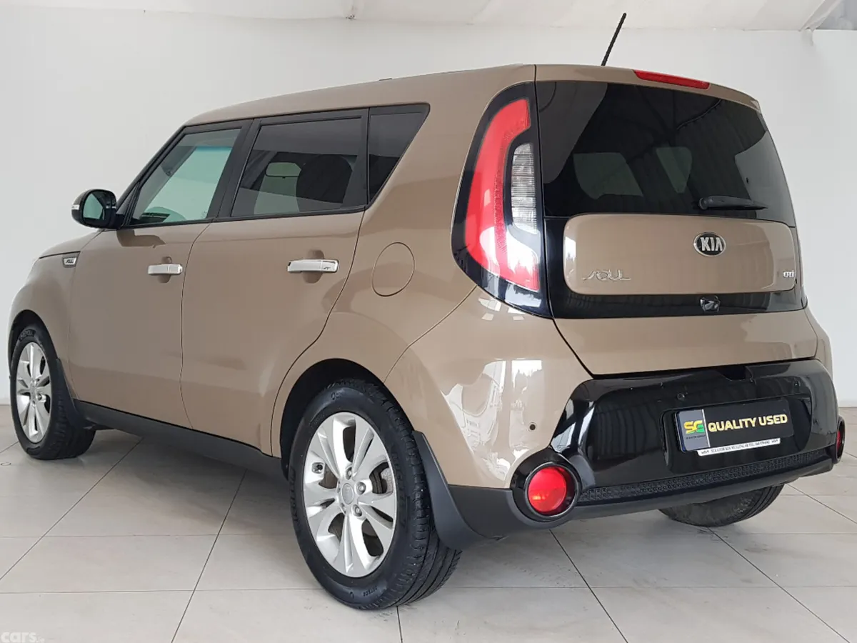 Kia Soul Hatchback, Diesel, 2015, Brown