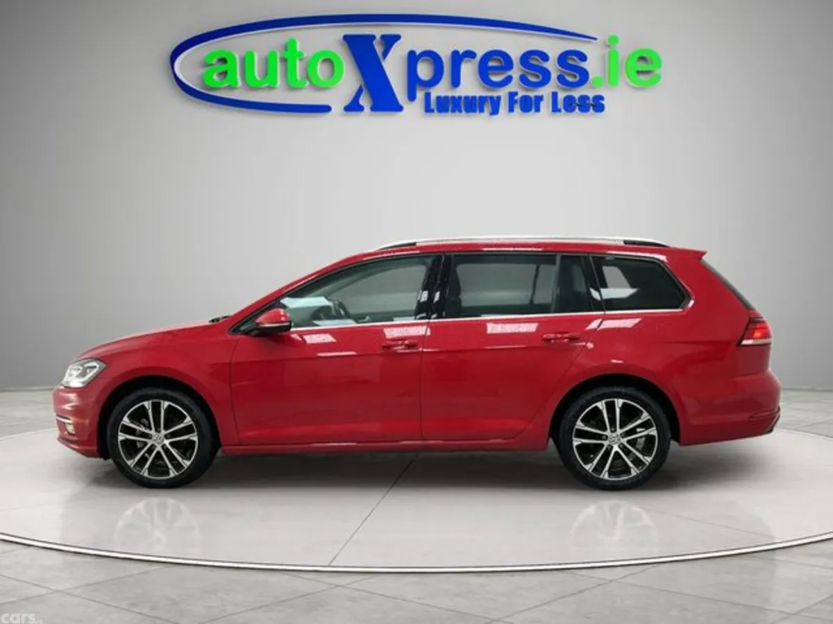 Volkswagen Golf Estate, Petrol, 2020, Red