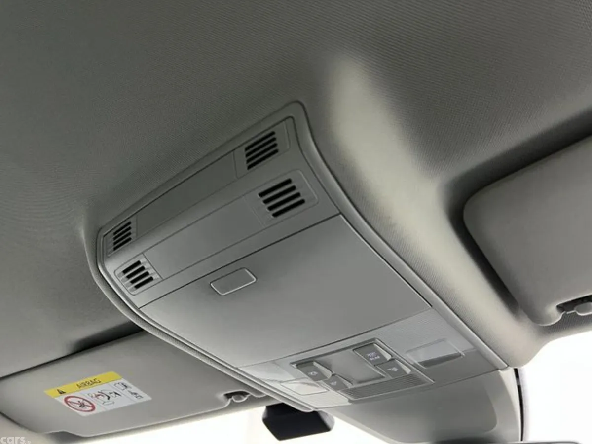 Volkswagen Golf Estate, Petrol, 2020, Red