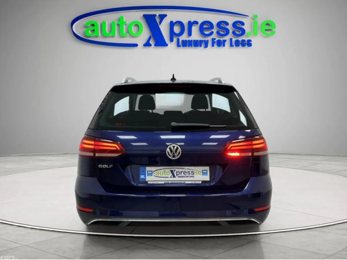 Volkswagen Golf Estate, Petrol, 2019, Blue