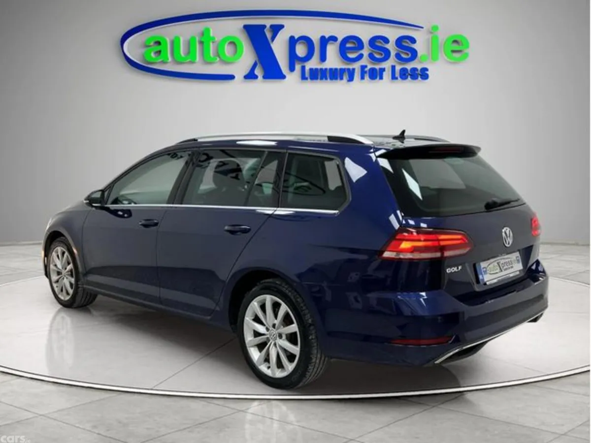 Volkswagen Golf Estate, Petrol, 2019, Blue