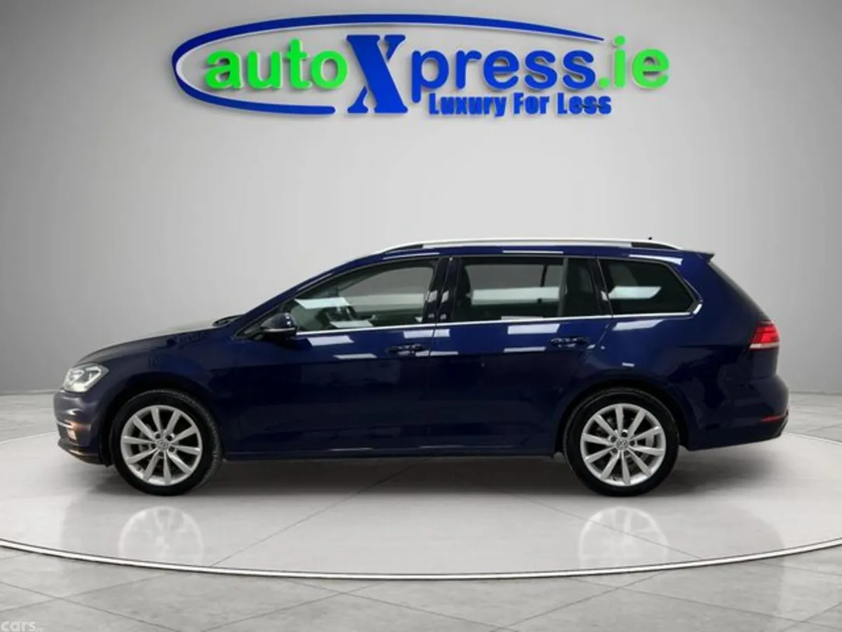 Volkswagen Golf Estate, Petrol, 2019, Blue
