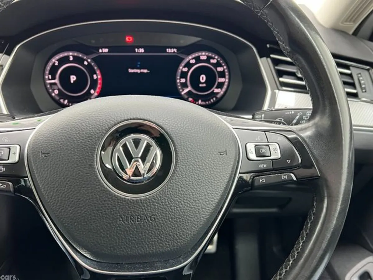 Volkswagen Passat Estate, Diesel, 2020, White