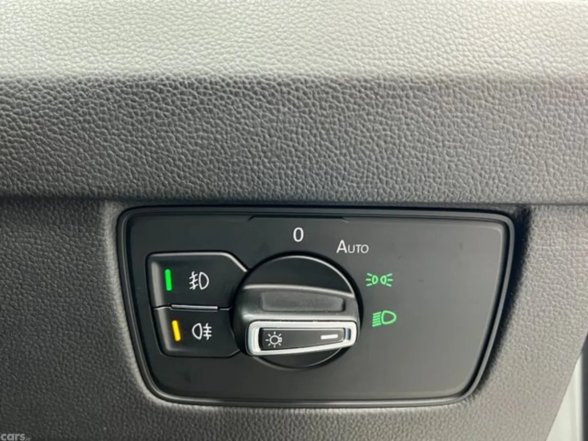 Volkswagen Passat Estate, Diesel, 2020, White