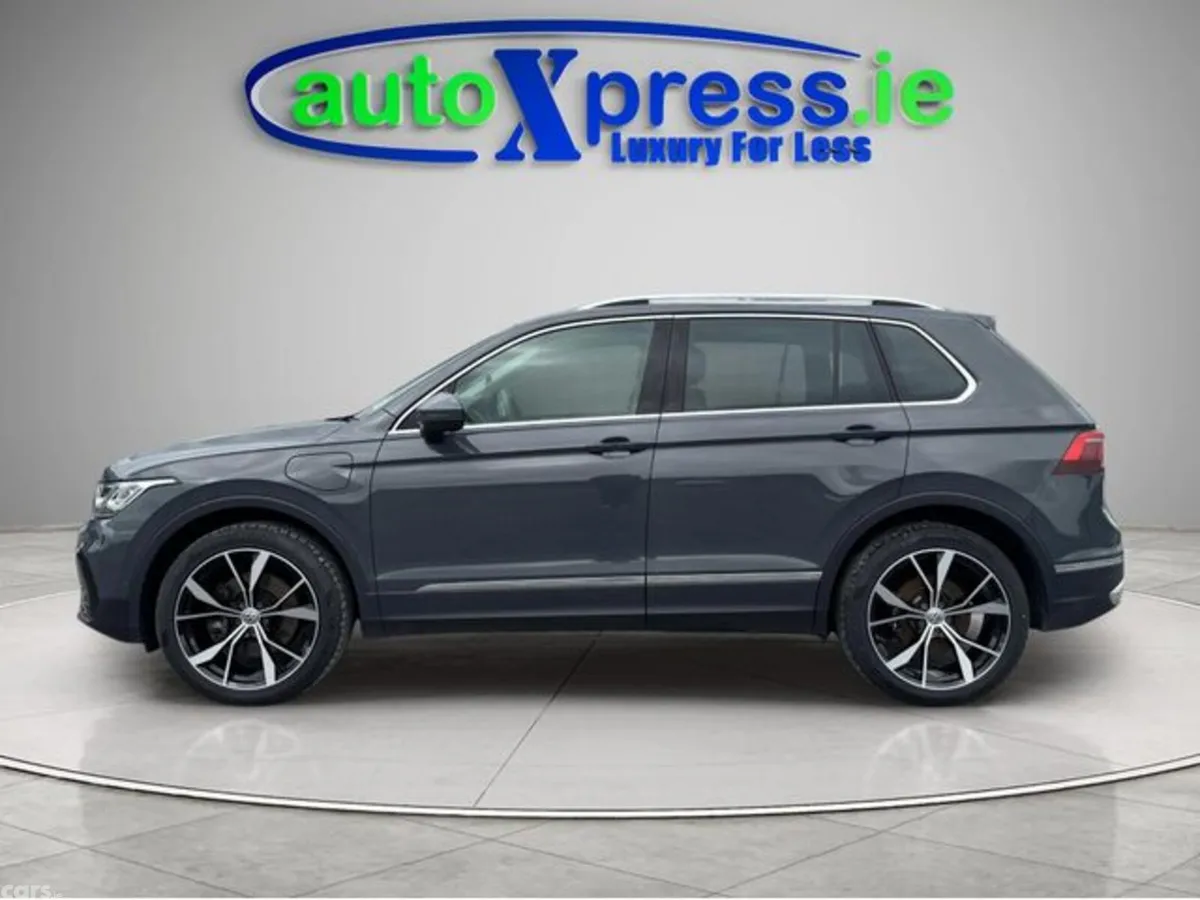 Volkswagen Tiguan Estate, Petrol Hybrid, 2023, Grey