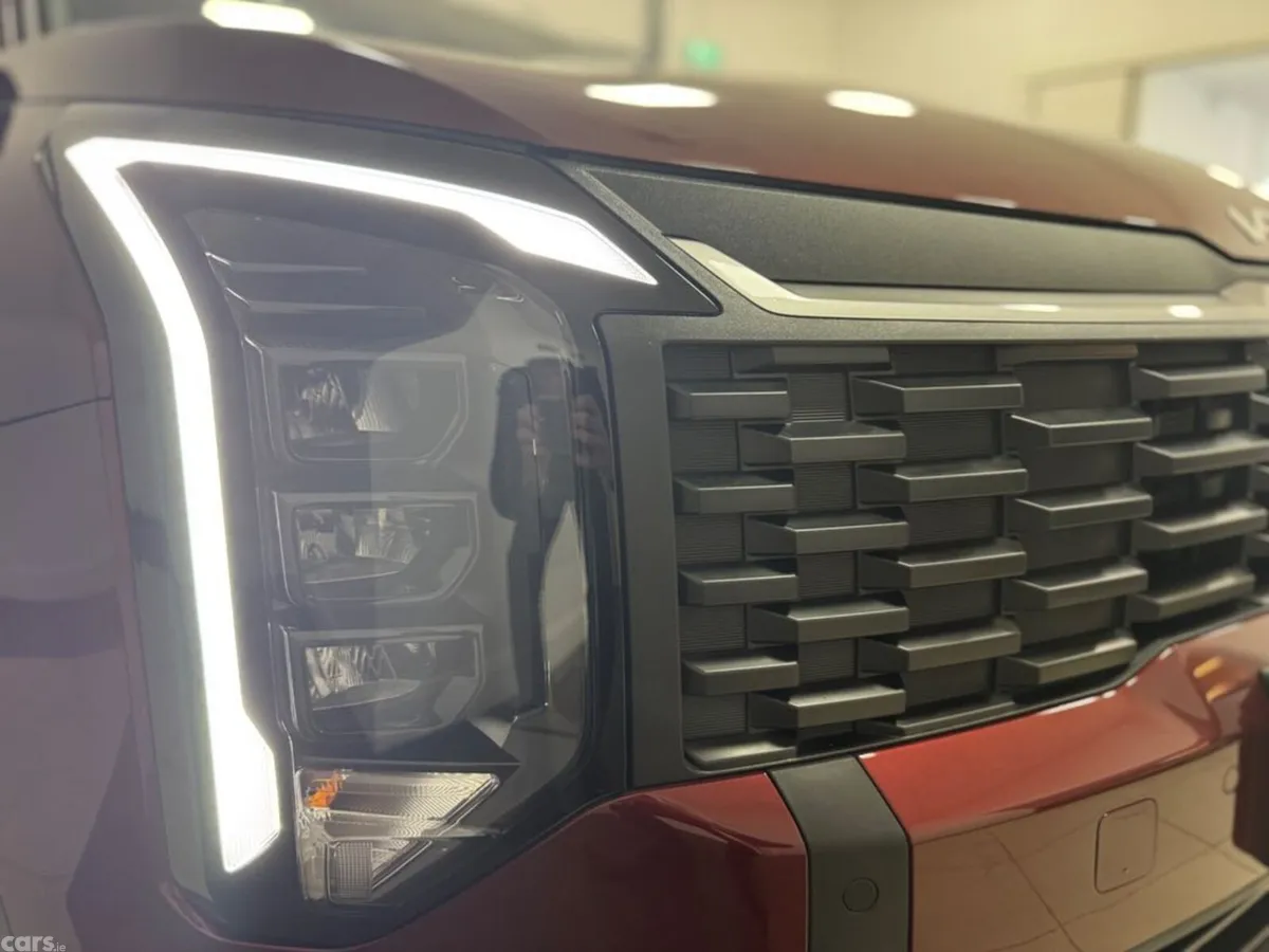 Kia Sportage MPV, Diesel Hybrid, 2026, Red