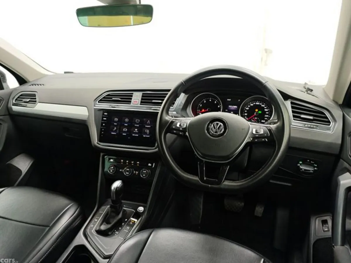 Volkswagen Tiguan SUV, Petrol, 2020, Black