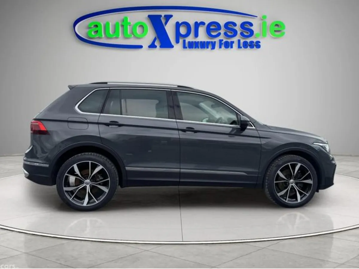 Volkswagen Tiguan Estate, Petrol Hybrid, 2023, Grey