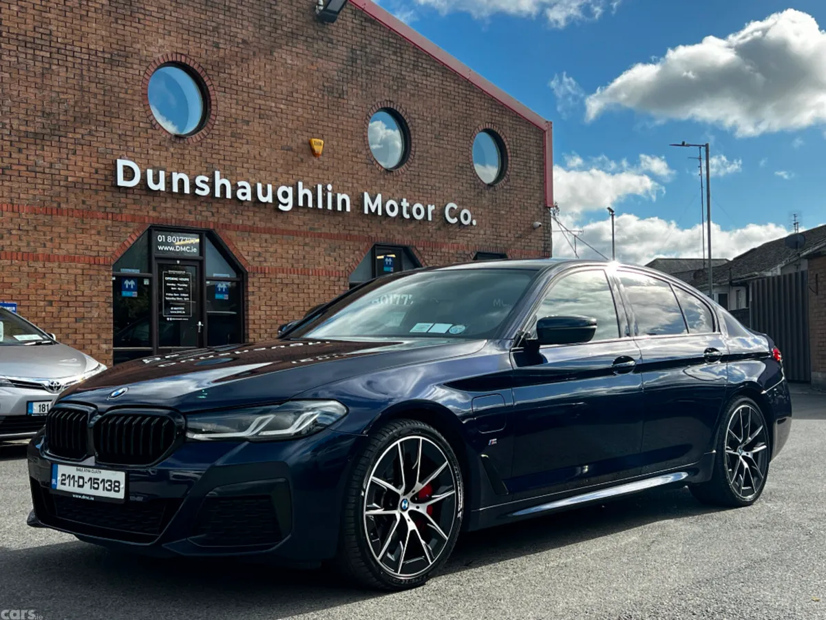 BMW 5-Series Saloon, Petrol Plug-in Hybrid, 2021, Blue
