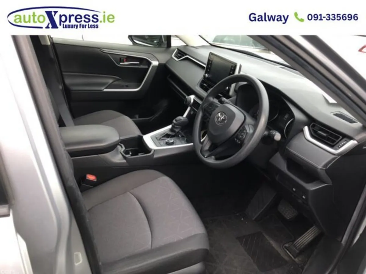 Toyota RAV4 SUV, Petrol Hybrid, 2022, Silver