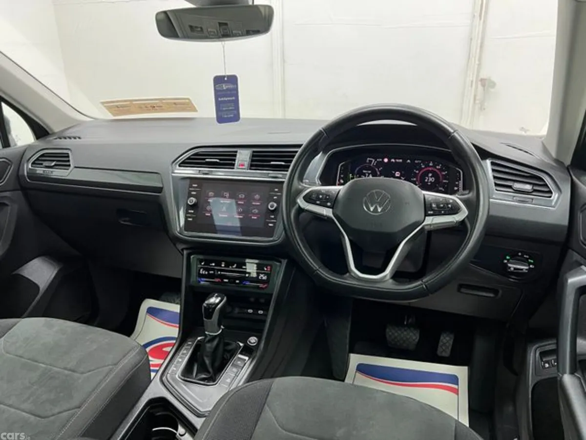 Volkswagen Tiguan Estate, Petrol Hybrid, 2023, Grey