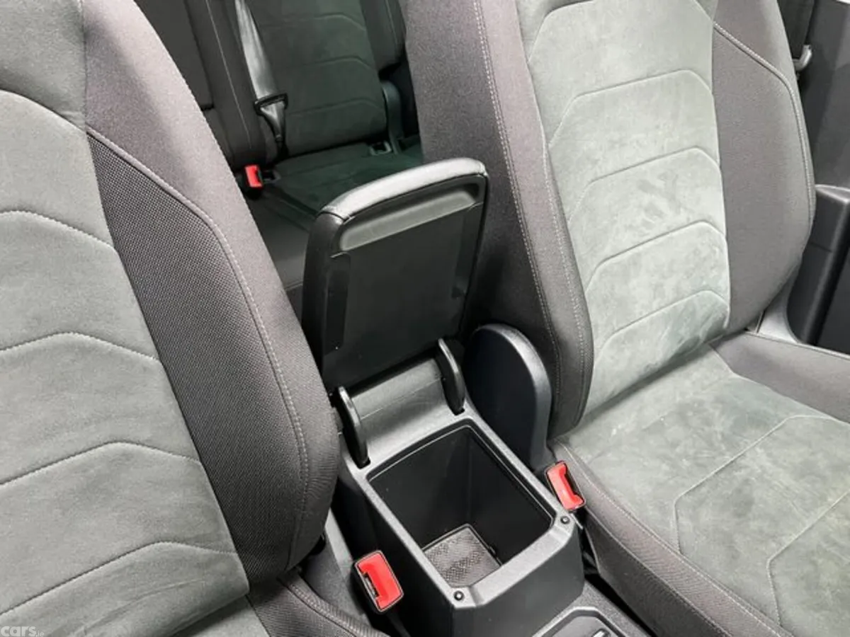 Volkswagen Tiguan Estate, Petrol Hybrid, 2023, Grey