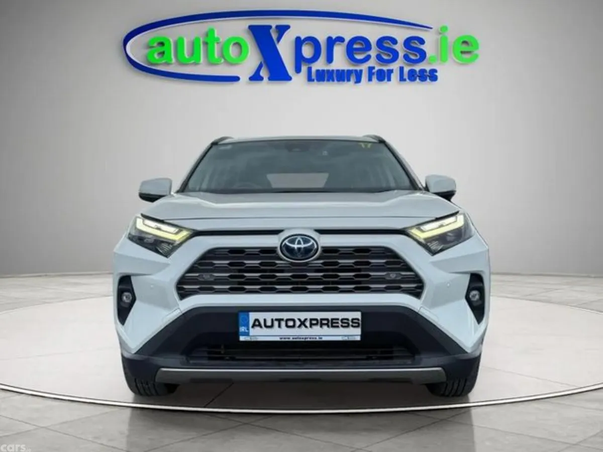 Toyota RAV4 SUV, Petrol Hybrid, 2022, White