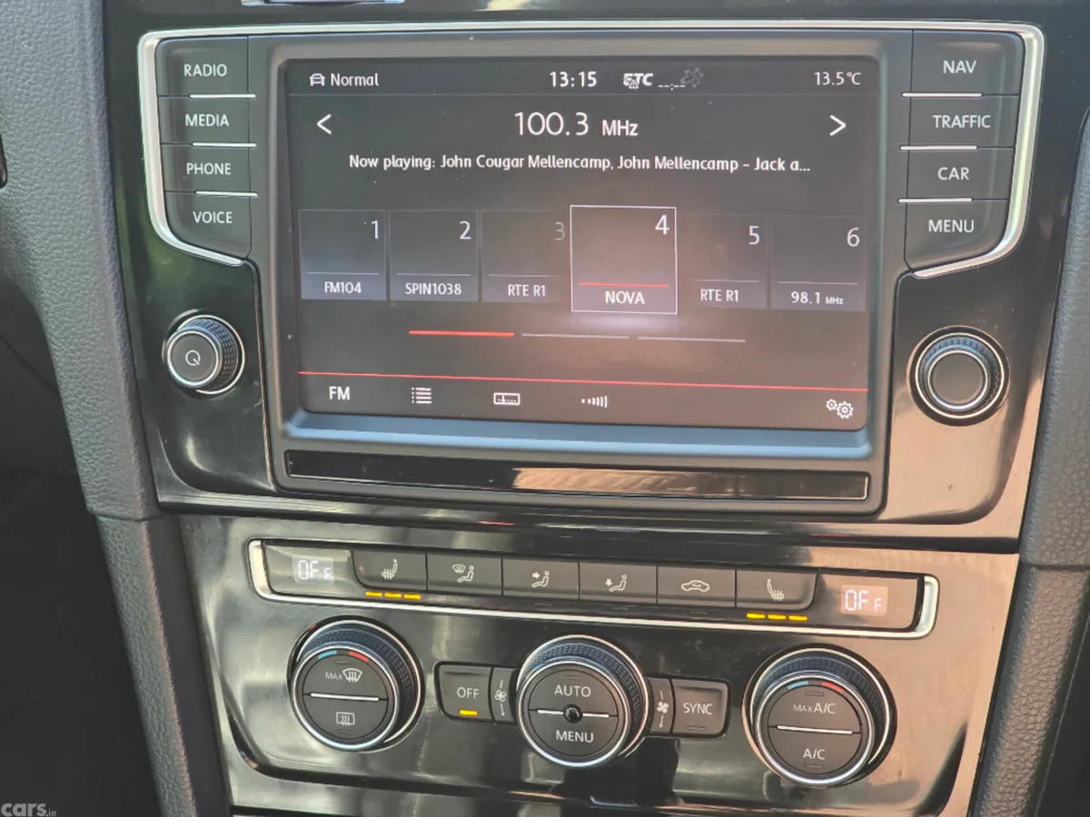 Volkswagen Golf Estate, Petrol, 2015, Grey