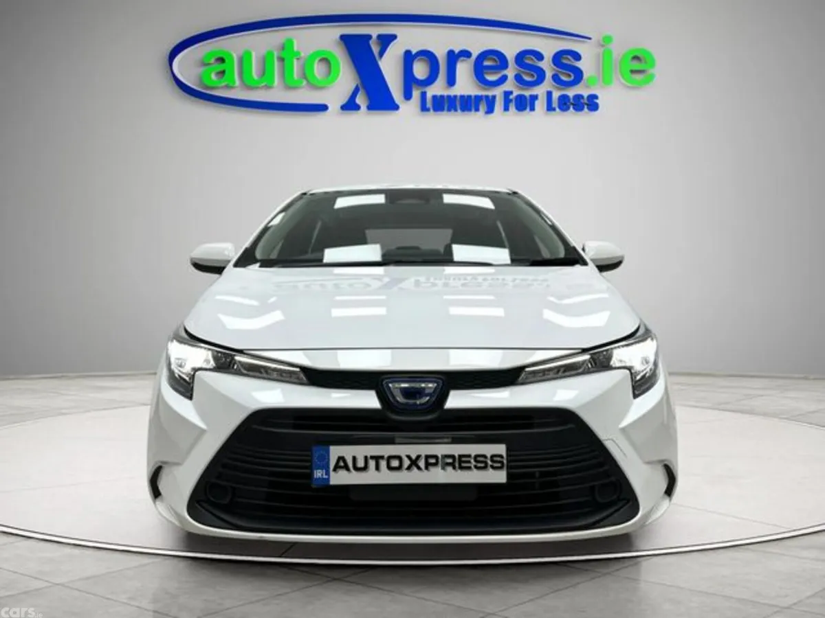 Toyota Corolla Estate, Petrol Hybrid, 2023, White