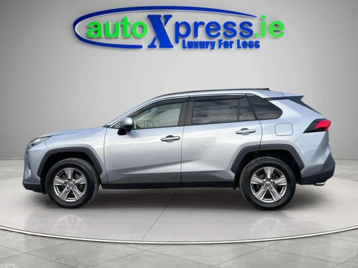 Toyota RAV4 SUV, Petrol Hybrid, 2022, Silver