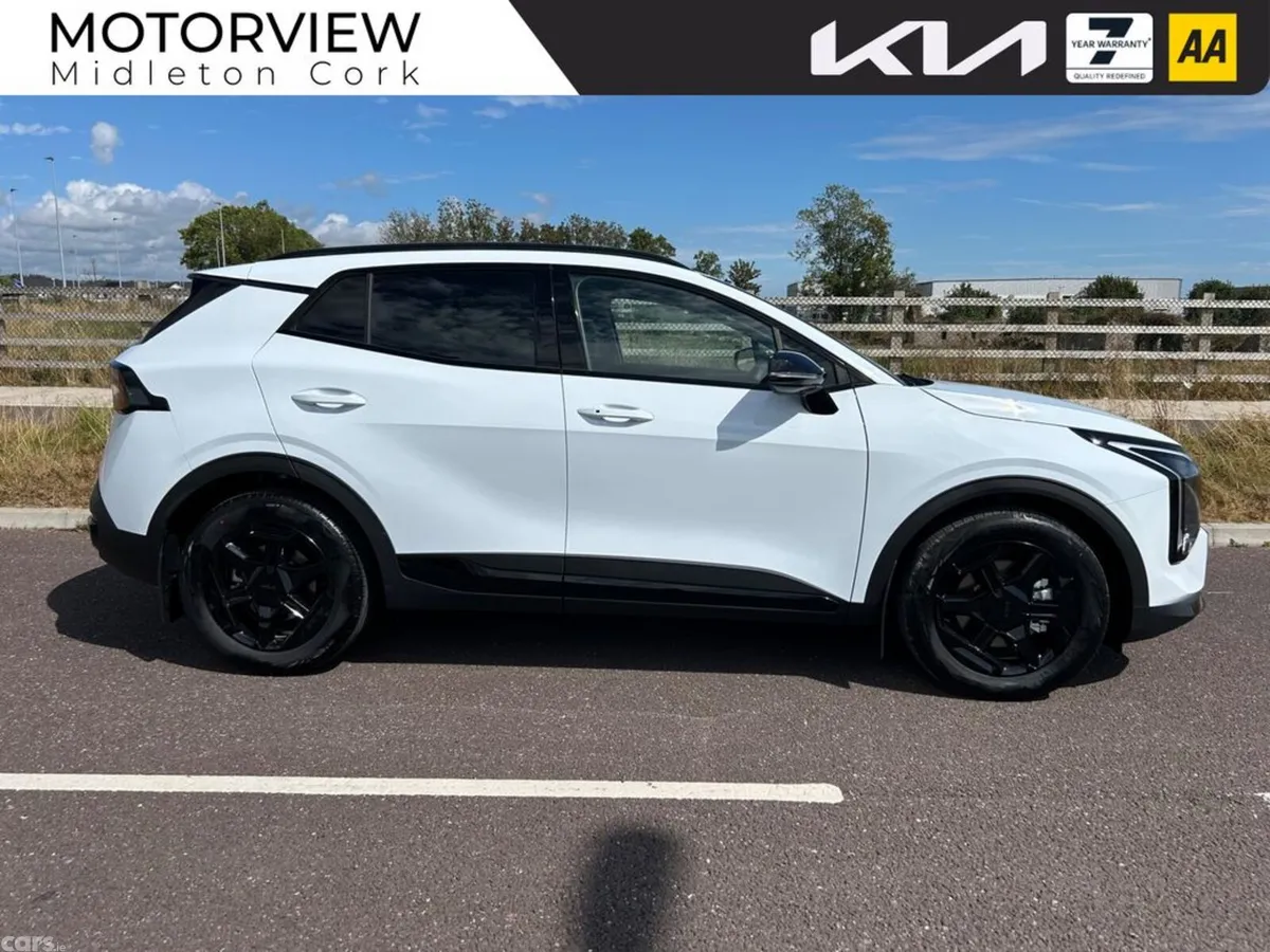 Kia Sportage SUV, Diesel, 2027, White