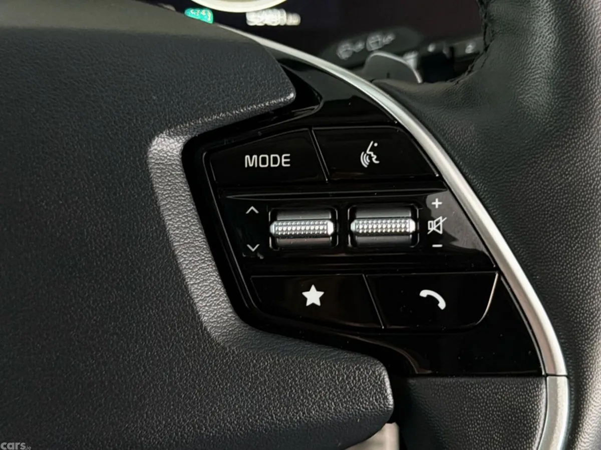 Kia Niro Hatchback, Petrol Plug-in Hybrid, 2023, Grey