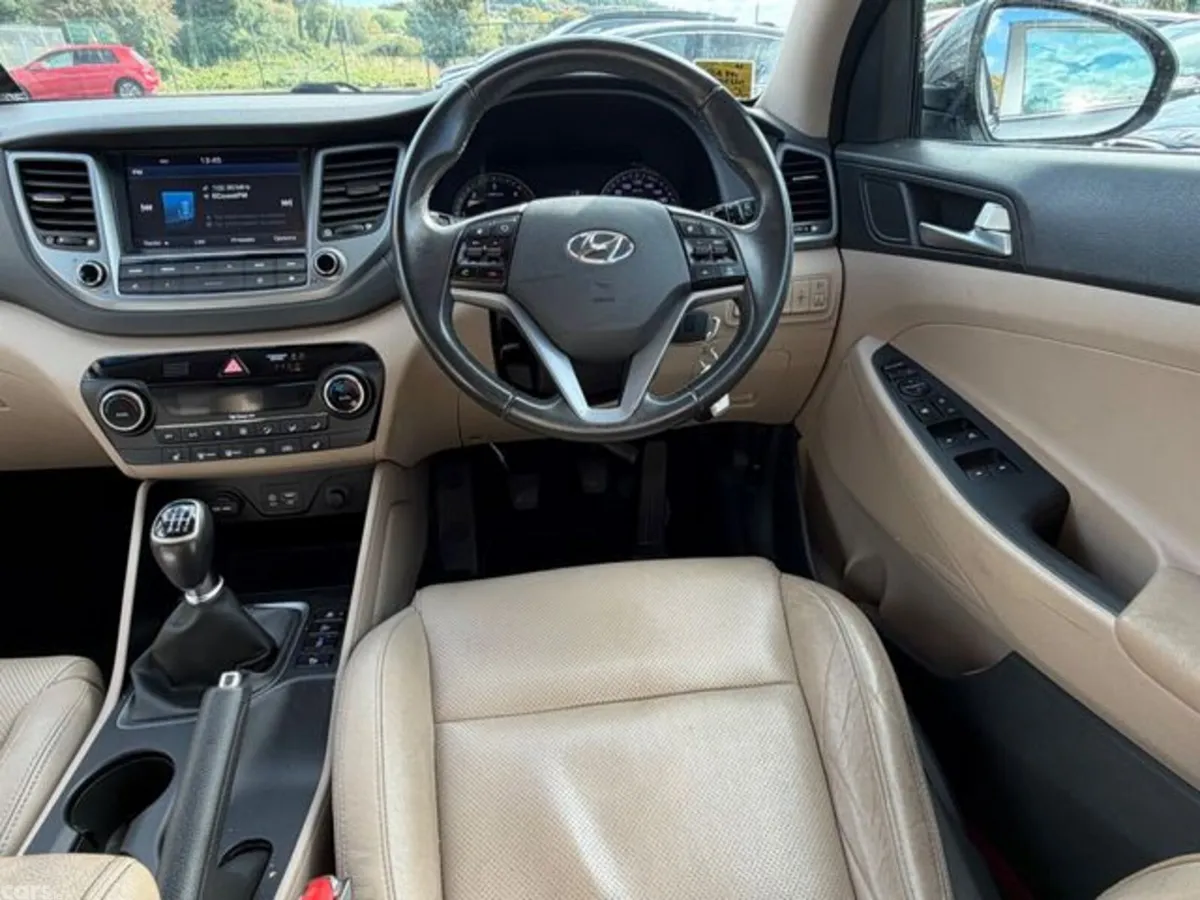 Hyundai Tucson MPV, Diesel, 2016, Grey