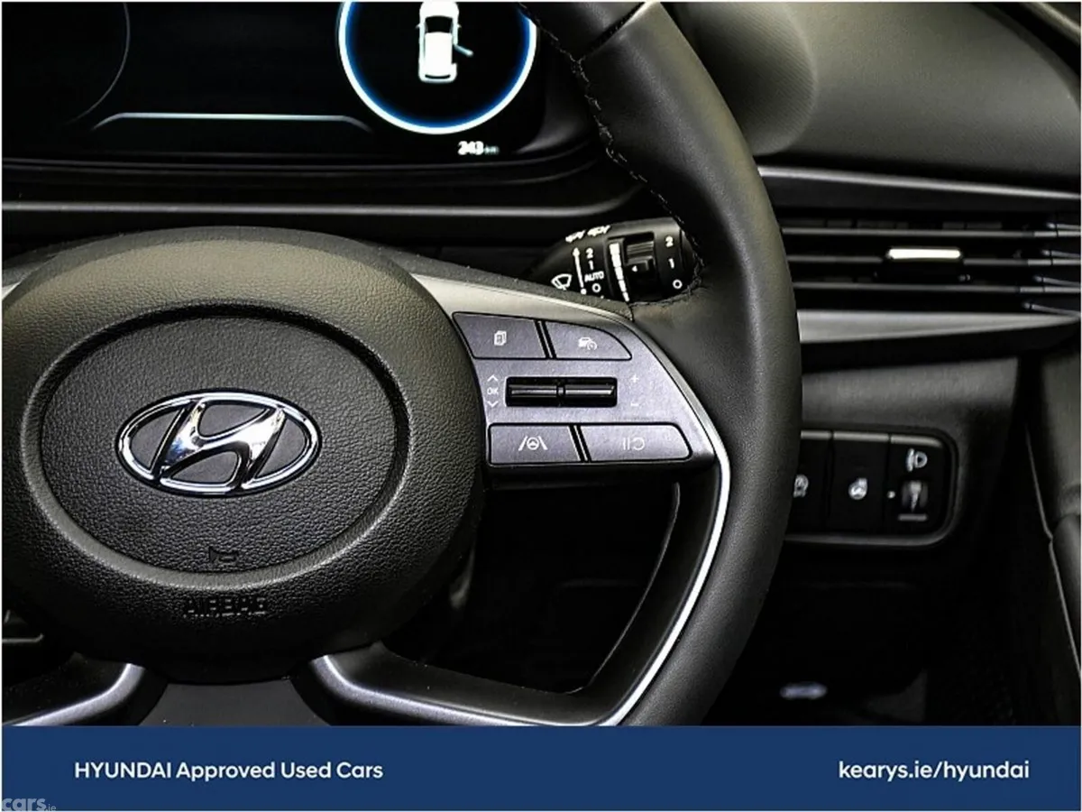Hyundai Bayon Estate, Petrol, 2022, Red