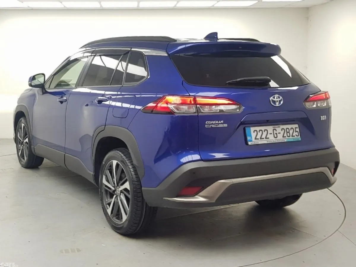 Toyota Corolla Cross SUV, Petrol Hybrid, 2022, Blue